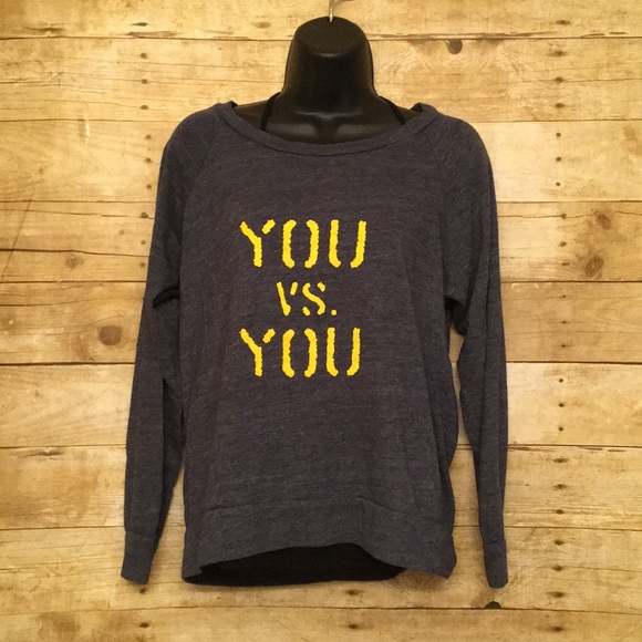 Tops - Long sleeve T-shirt Size Large